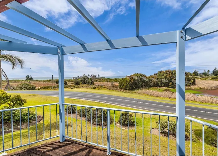 Ocean Escape Twin Pines 8 - Wallaga Lake Rd 8