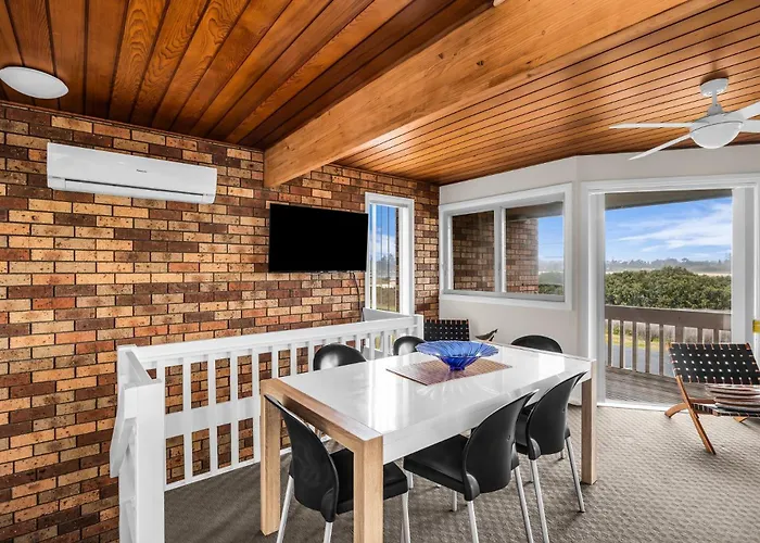 Marina Townhouse 1 - Unit 1 Wapengo St 6